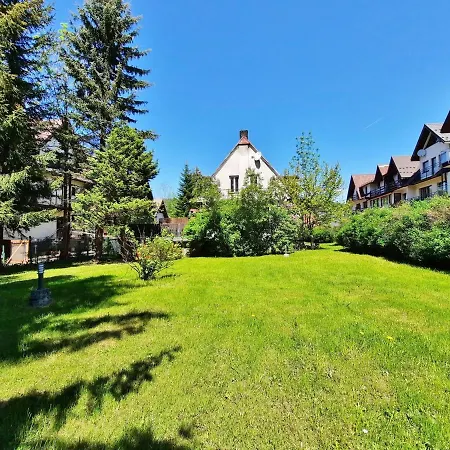 Dom Wolnostojący W Centrum Przy Krupówkach Z Dużym Tarasem, Ogrodem I Kominkiem! Zakopane